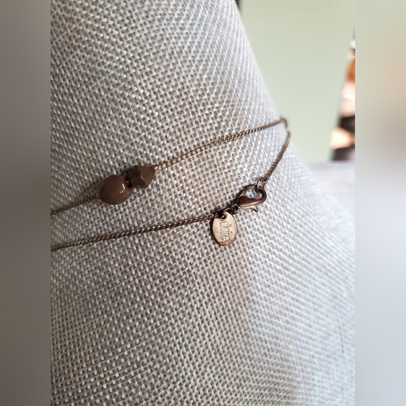 BOGO Minimalist necklace - Picture 4 of 4